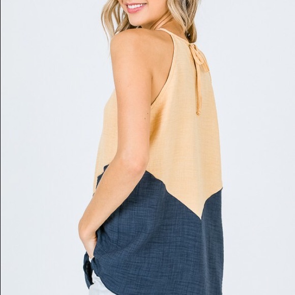 🆕Colorblock Top - Picture 5 of 5